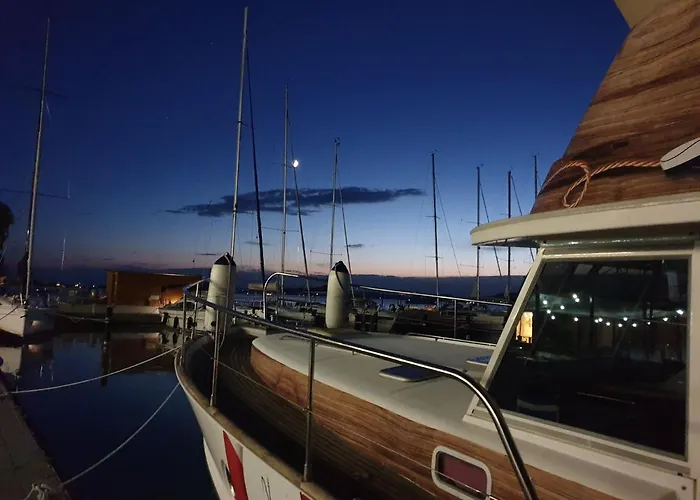 Butique * 巴拉通雷勒